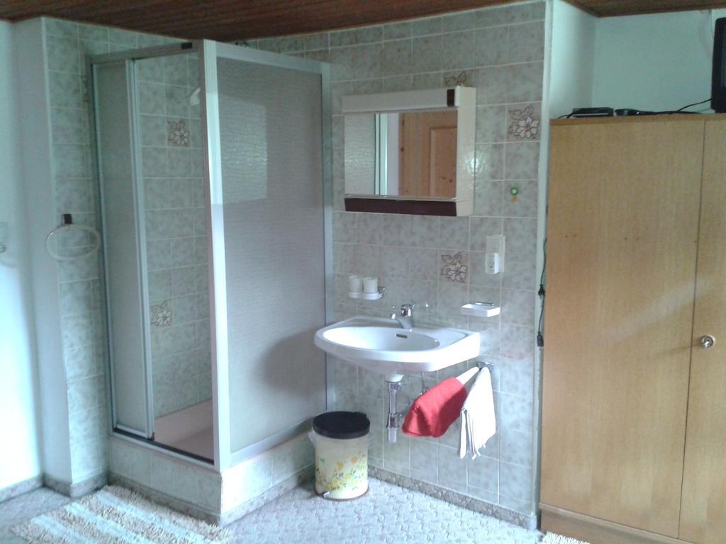 Haus Scholl Bed & Breakfast Nassereith Bilik gambar