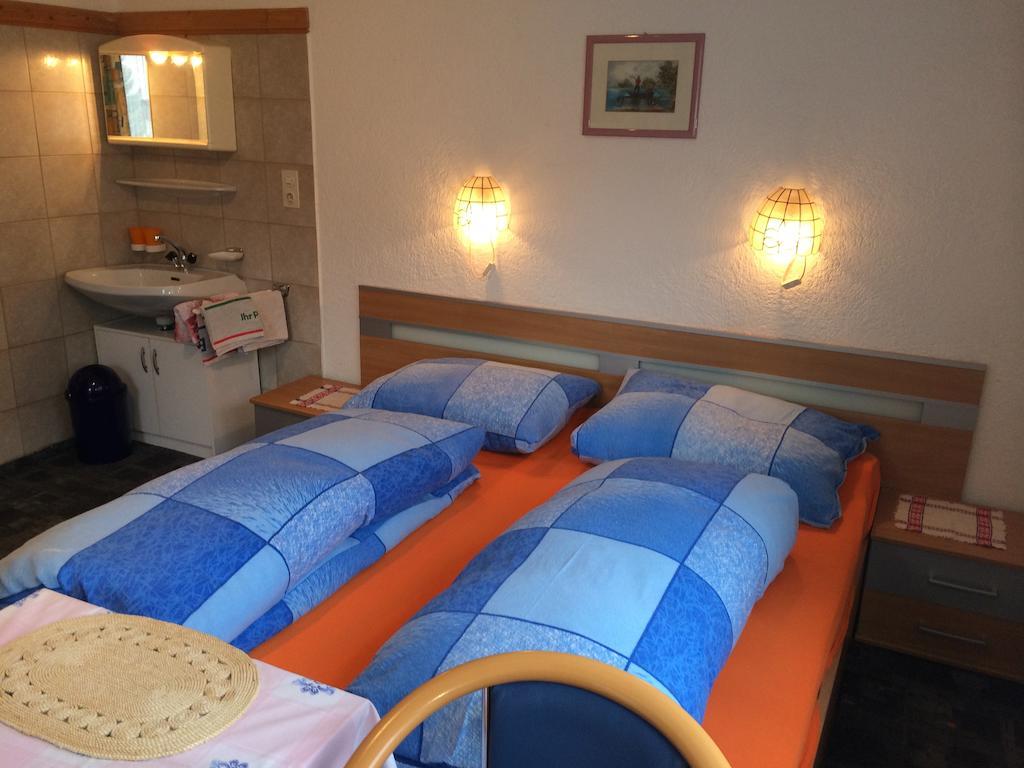 Haus Scholl Bed & Breakfast Nassereith Bilik gambar
